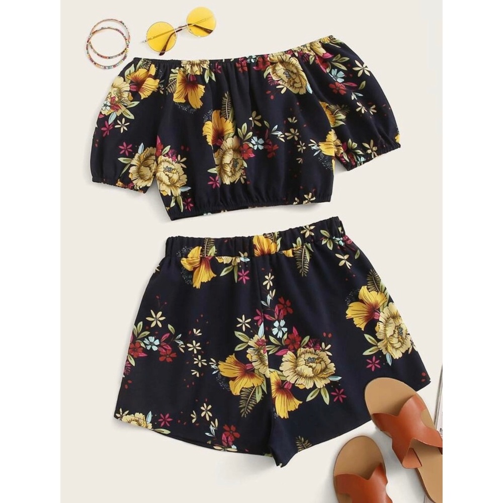 🚨SOLD🚨 OTS Floral Short Set
